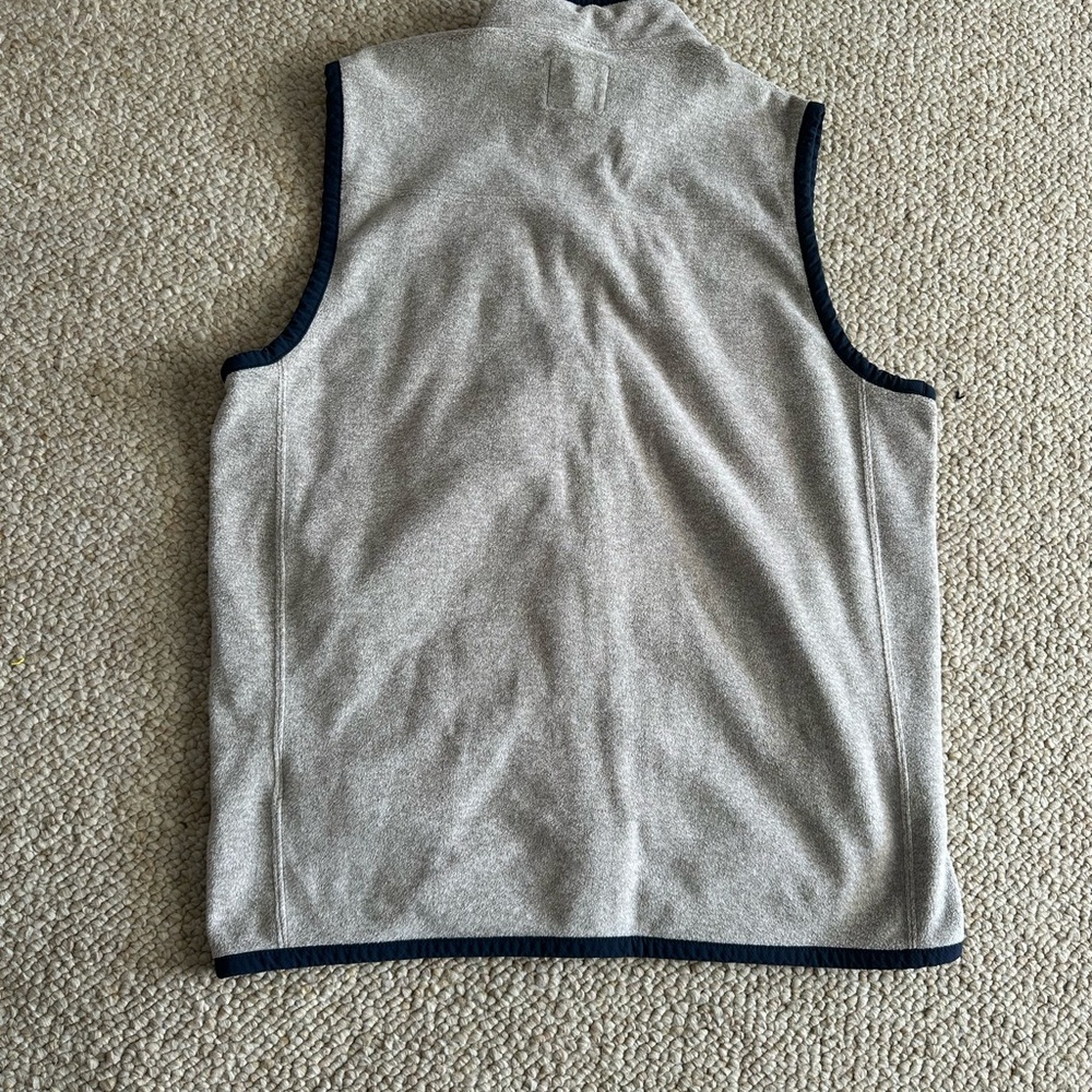 Abercrombie & Fitch Men's Gray and Navy Vest - Picture 4 of 4